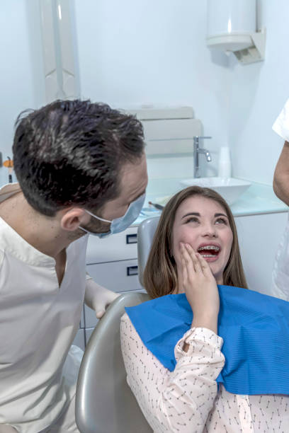 Best Emergency Wisdom Tooth Extraction in Foothill Farms, CA